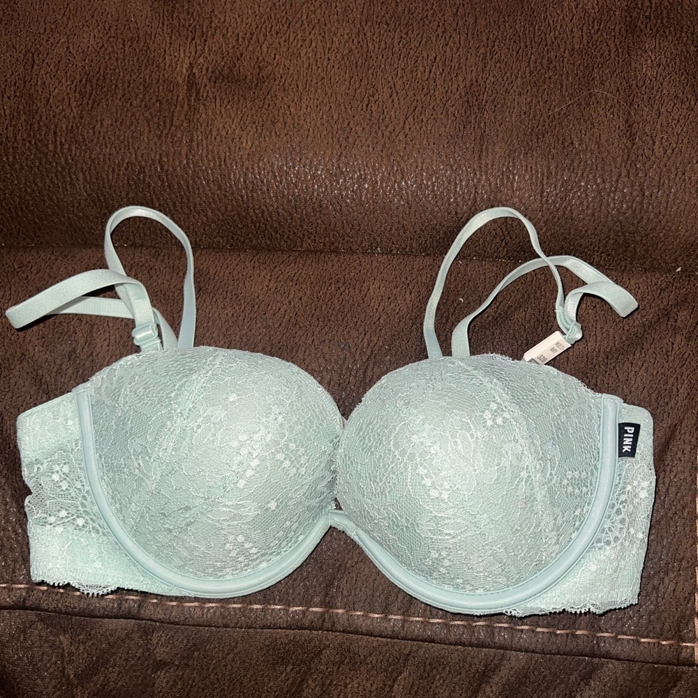 NWT PINK Victoria's Secret Lace Bra - Soft Mint
